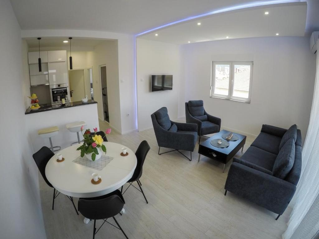 Apartments Tila Trebinje Ngoại thất bức ảnh